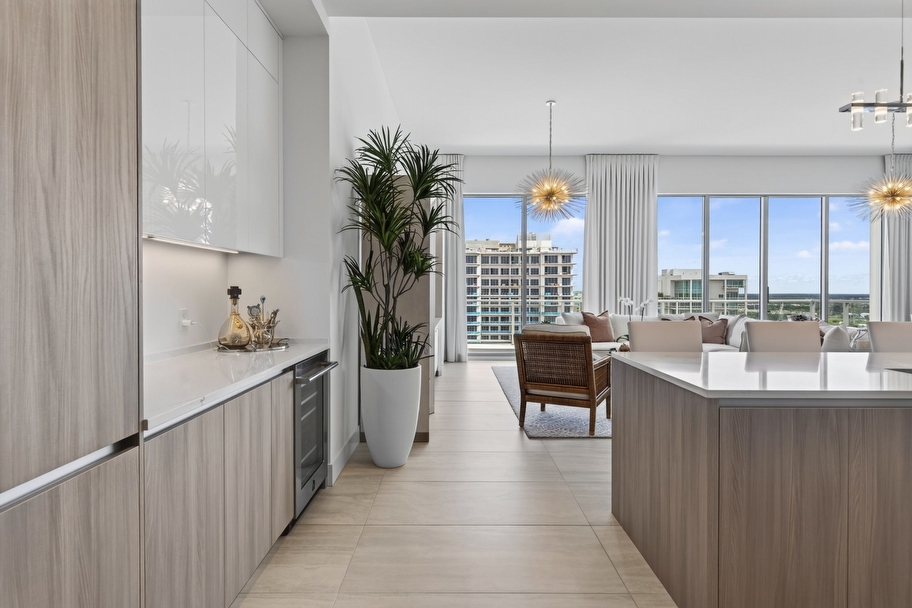 Just Listed Rare BAYSO Penthouse Residence 1903 - Sarasota luxury real estate