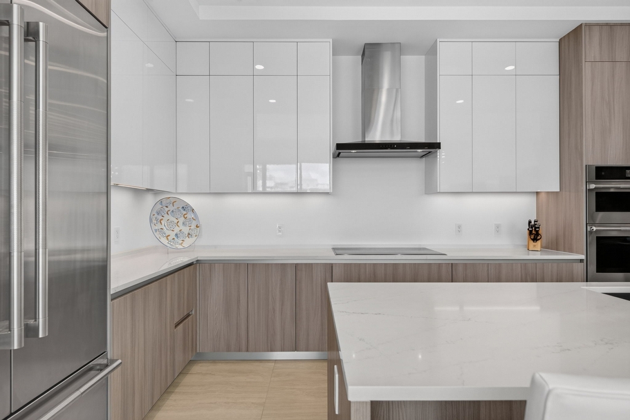 Just Listed Rare BAYSO Penthouse Residence 1903 - Sarasota luxury real estate