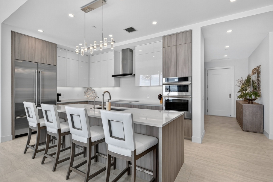 Just Listed Rare BAYSO Penthouse Residence 1903 - Sarasota luxury real estate