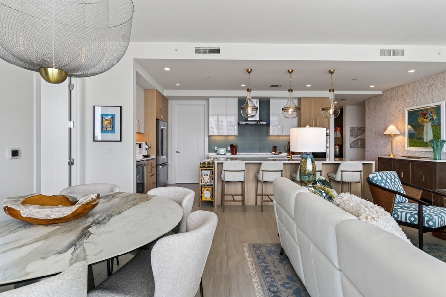 Residence 1009 at BAYSO Sarasota Waterfront Luxury Condo in The Quay - Sarasota luxury real estate