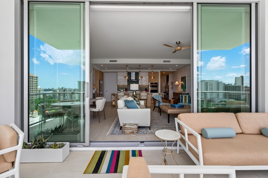 Residence 1009 at BAYSO Sarasota Waterfront Luxury Condo in The Quay - Sarasota luxury real estate