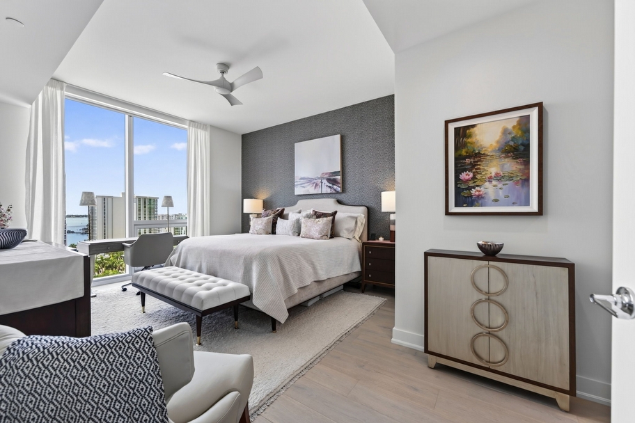 Residence 1009 at BAYSO Sarasota Waterfront Luxury Condo in The Quay - Sarasota luxury real estate