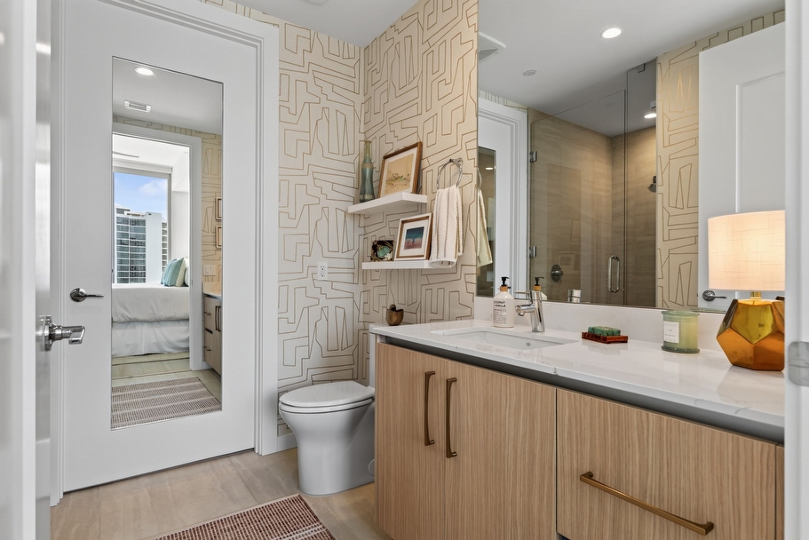 Residence 1009 at BAYSO Sarasota Waterfront Luxury Condo in The Quay - Sarasota luxury real estate