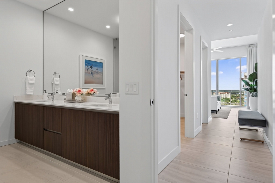 Just Listed Rare BAYSO Penthouse Residence 1903 - Sarasota luxury real estate