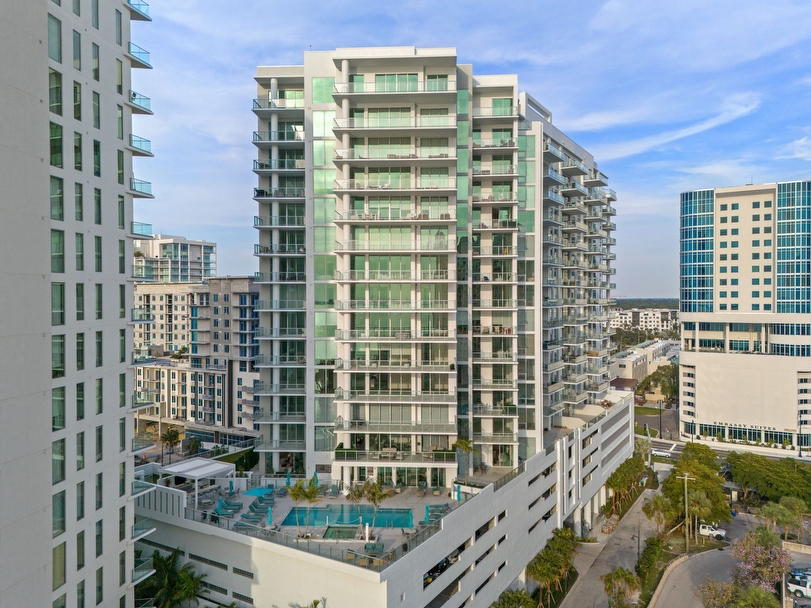 Residence 1009 at BAYSO Sarasota Waterfront Luxury Condo in The Quay - Sarasota luxury real estate