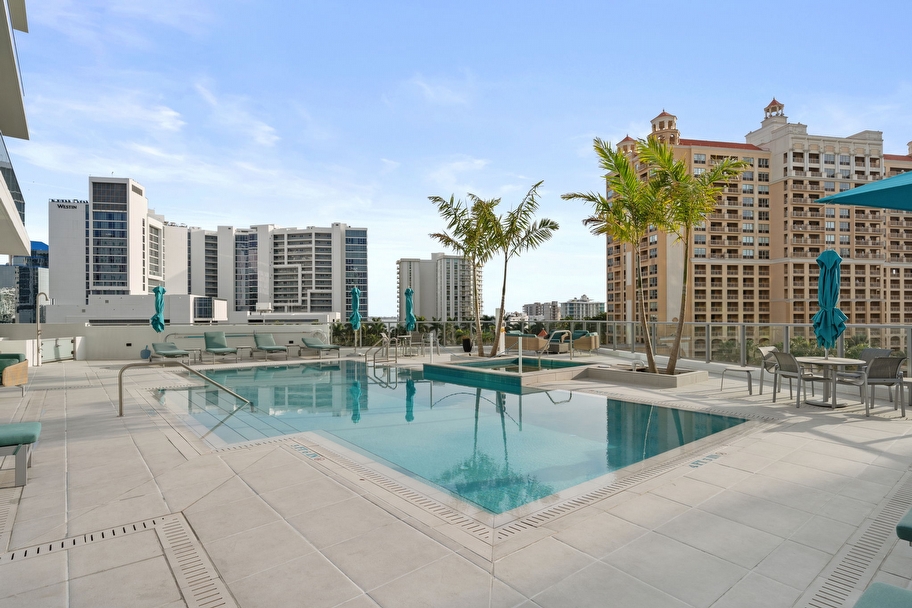 Residence 1009 at BAYSO Sarasota Waterfront Luxury Condo in The Quay - Sarasota luxury real estate