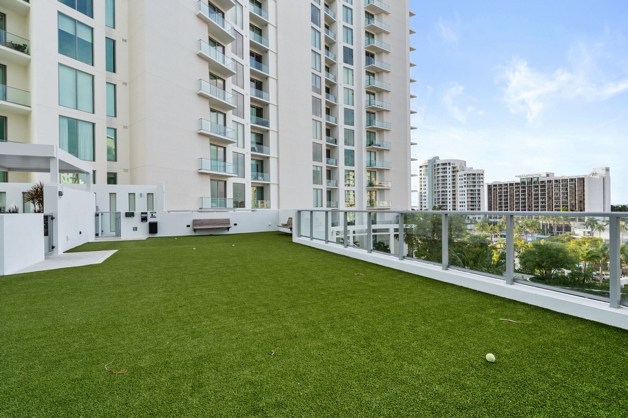 Residence 1009 at BAYSO Sarasota Waterfront Luxury Condo in The Quay - Sarasota luxury real estate