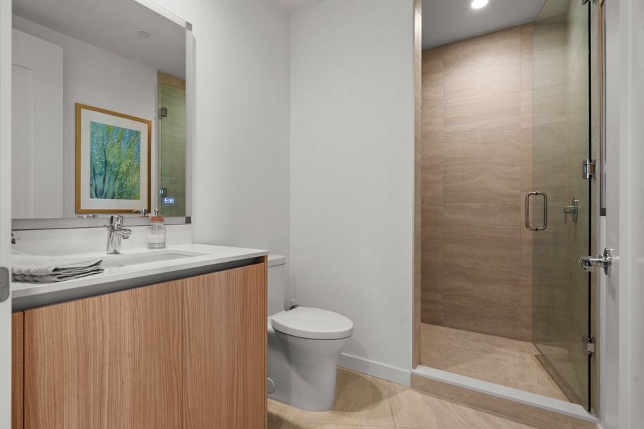 Price refined for the market today a truly exceptional opportunity for Unit 1610 at BAYSO Sarasota - Miami luxury real estate