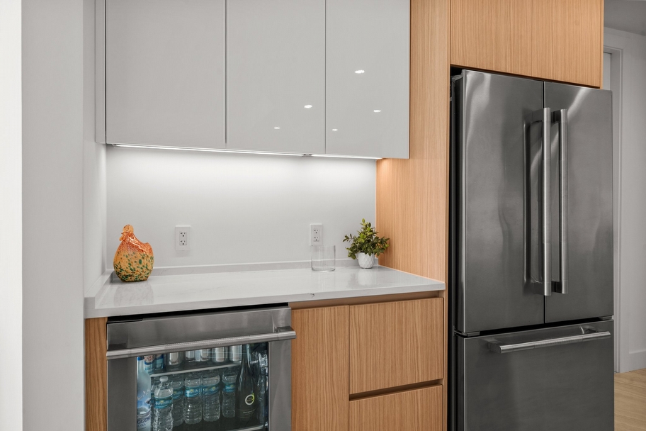 Price refined for the market today a truly exceptional opportunity for Unit 1610 at BAYSO Sarasota - Miami luxury real estate