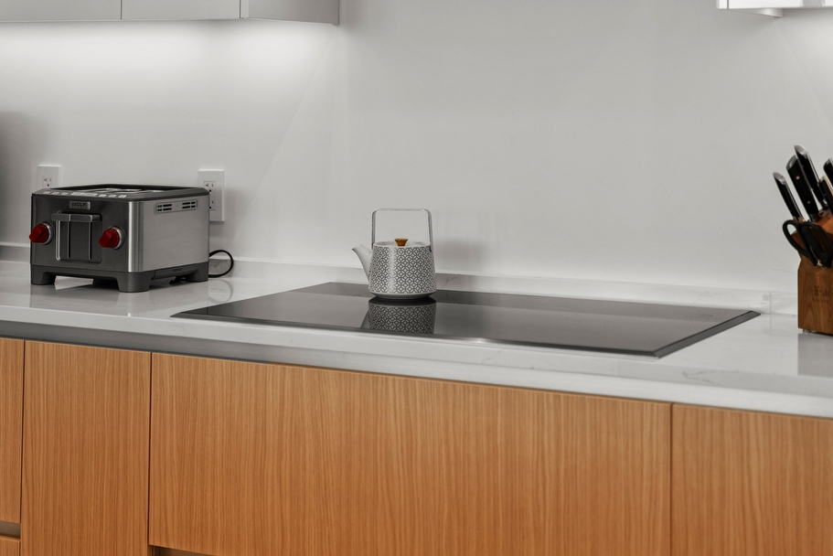 Price refined for the market today a truly exceptional opportunity for Unit 1610 at BAYSO Sarasota - Miami luxury real estate