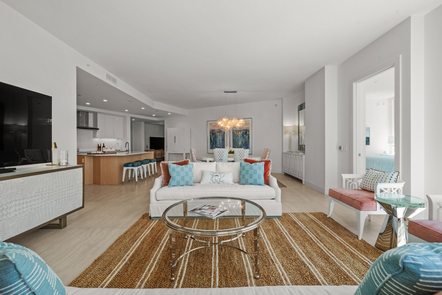 Price refined for the market today a truly exceptional opportunity for Unit 1610 at BAYSO Sarasota - Miami luxury real estate