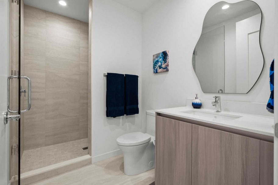 Just Listed Unit 1703 at BAYSO Sarasota | Luxury 2-Bed + Den Condo - Sarasota luxury real estate