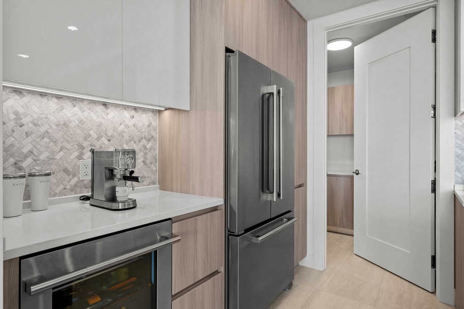 Just Listed Unit 1703 at BAYSO Sarasota | Luxury 2-Bed + Den Condo - Sarasota luxury real estate