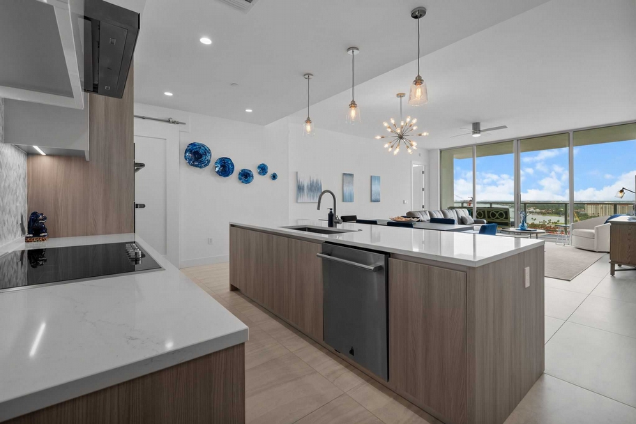 Just Listed Unit 1703 at BAYSO Sarasota | Luxury 2-Bed + Den Condo - Sarasota luxury real estate