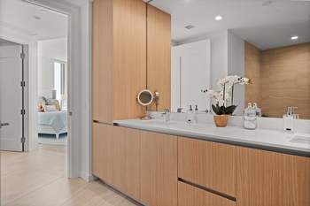 Price refined for the market today a truly exceptional opportunity for Unit 1610 at BAYSO Sarasota thumbnail