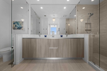 Just Listed Unit 1703 at BAYSO Sarasota | Luxury 2-Bed + Den Condo thumbnail
