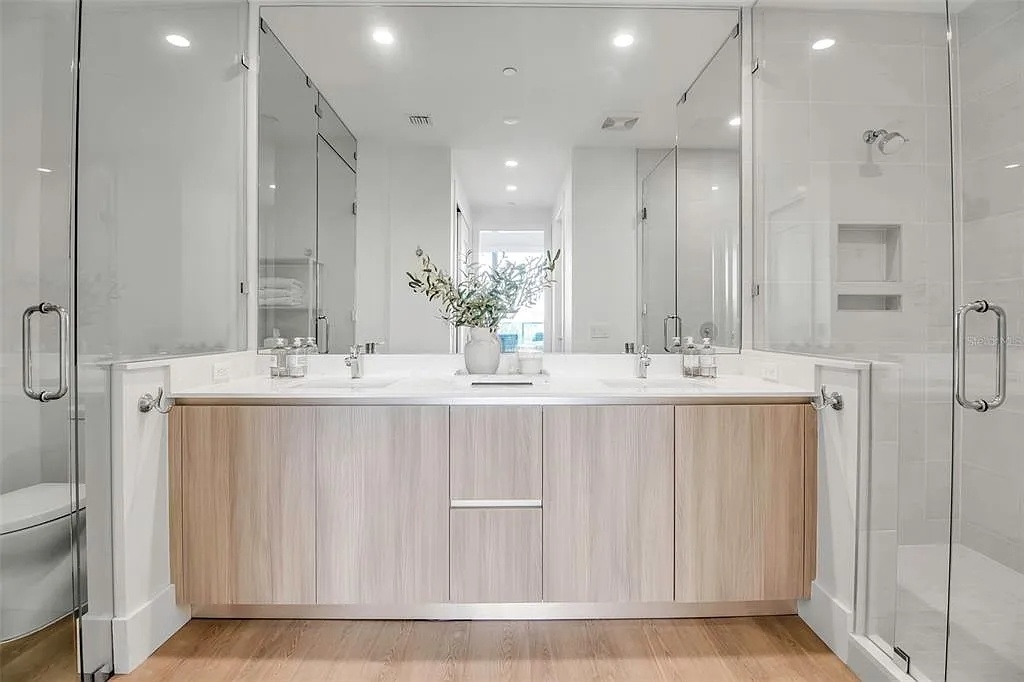 301 QUAY COMMONS UNIT 503