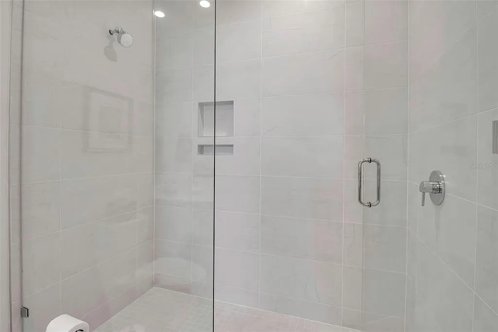 301 QUAY COMMONS UNIT 503