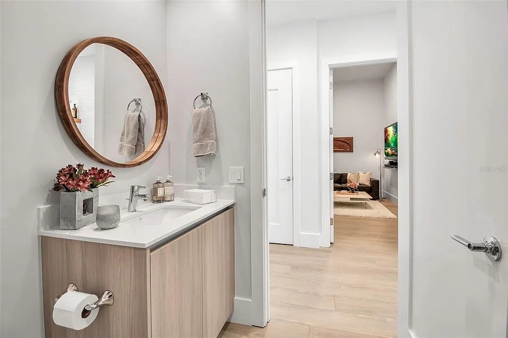 301 QUAY COMMONS UNIT 503