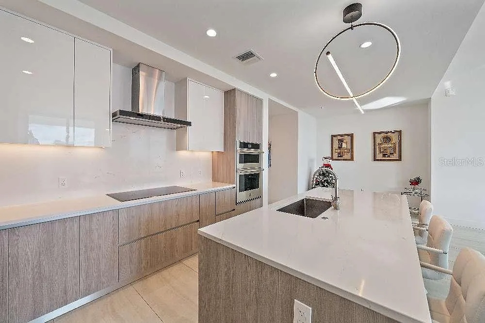 301 QUAY COMMONS UNIT 1707