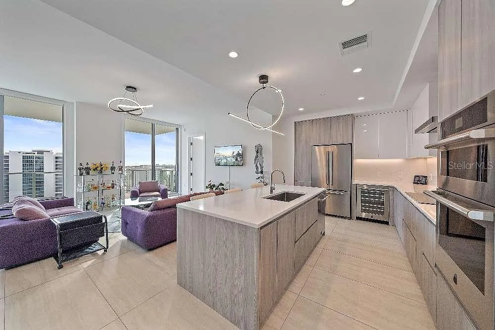 301 QUAY COMMONS UNIT 1707