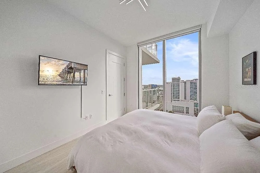 301 QUAY COMMONS UNIT 1707