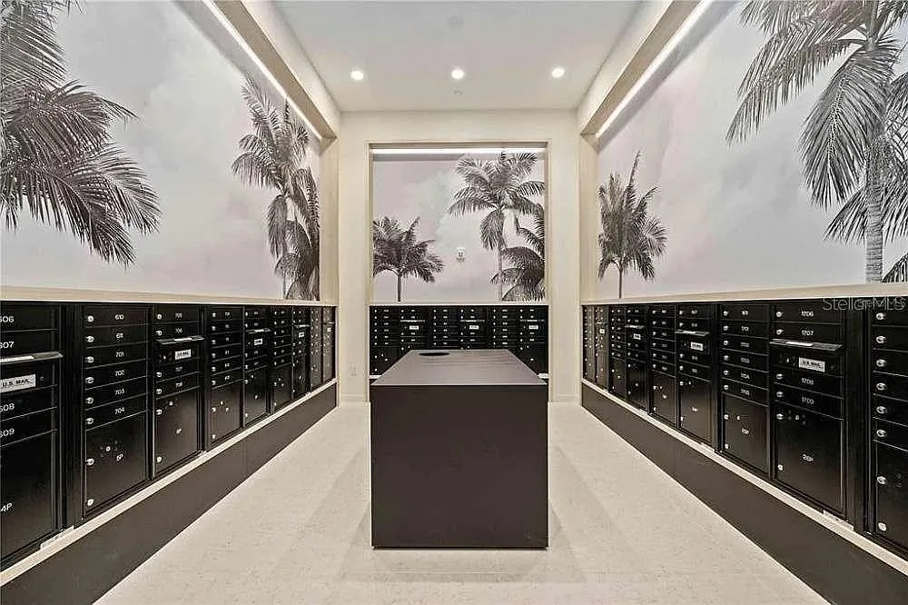 301 QUAY COMMONS UNIT 1707