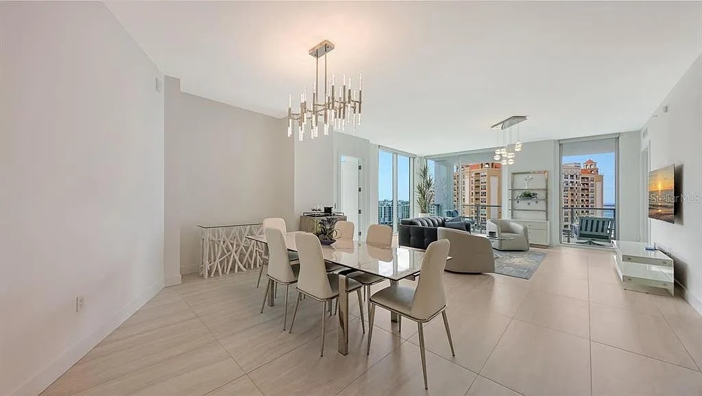 301 QUAY COMMONS UNIT 1210