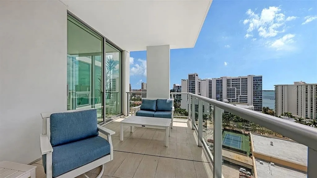 301 QUAY COMMONS UNIT 1210