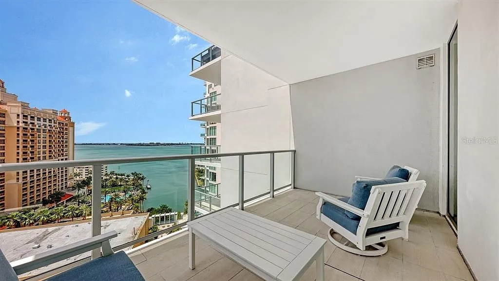 301 QUAY COMMONS UNIT 1210