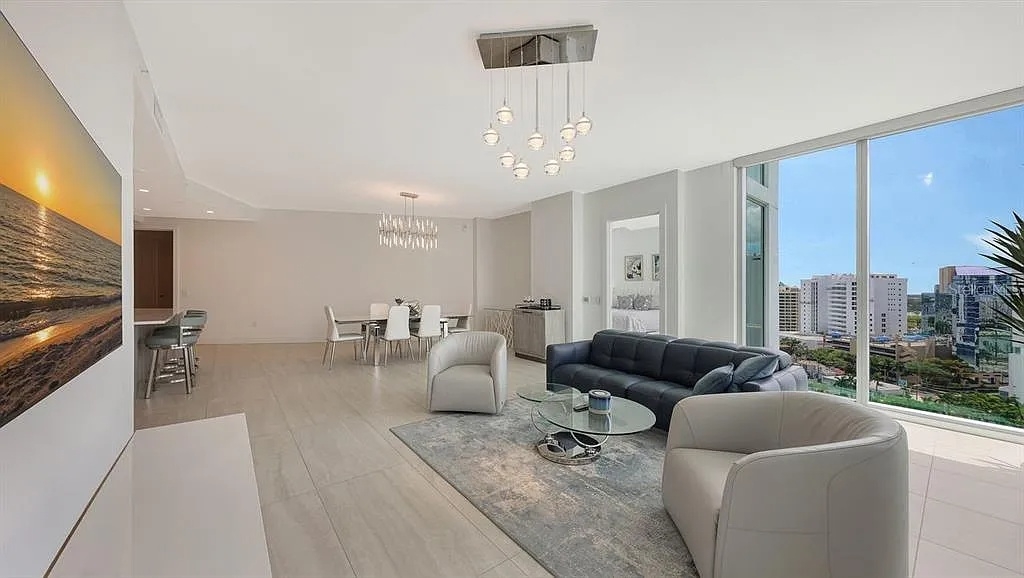 301 QUAY COMMONS UNIT 1210
