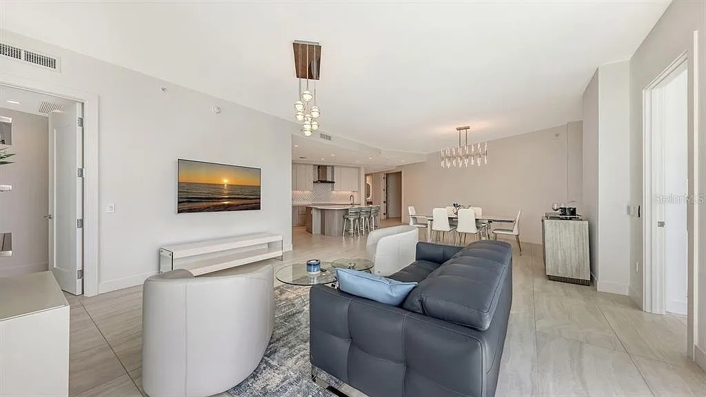 301 QUAY COMMONS UNIT 1210