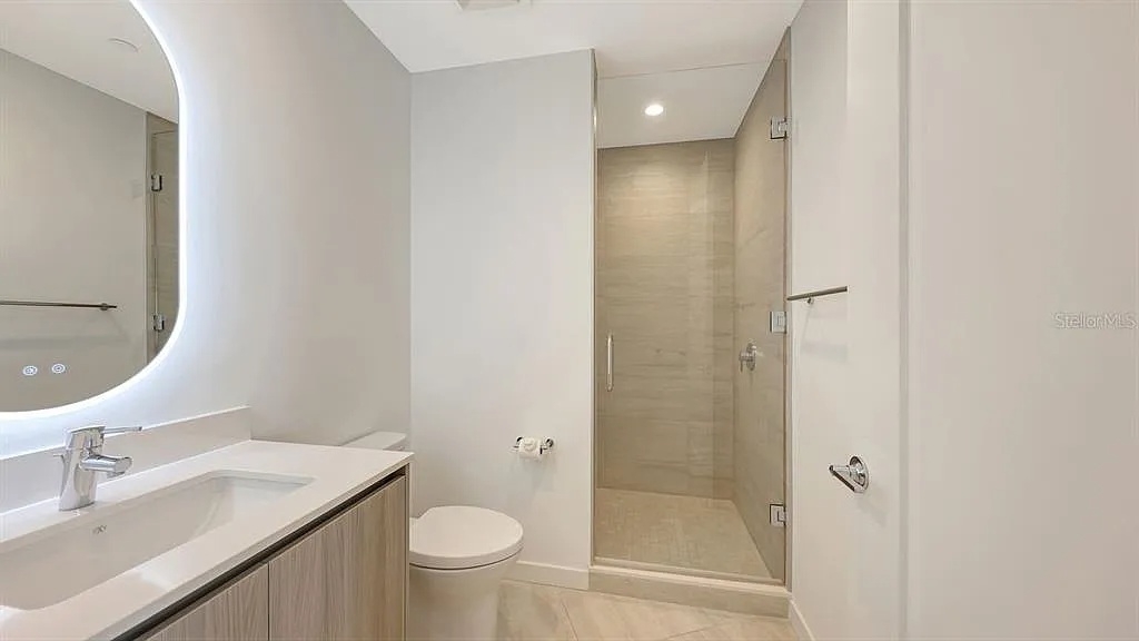 301 QUAY COMMONS UNIT 1210