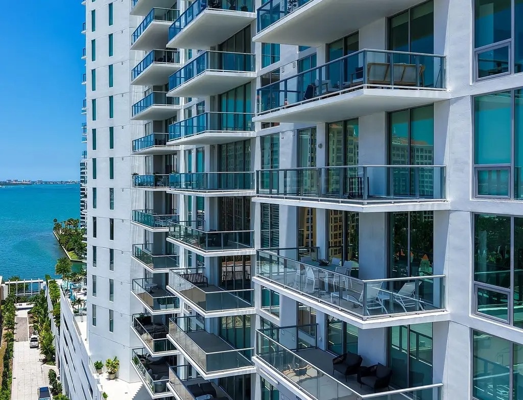 301 Quay Cmns