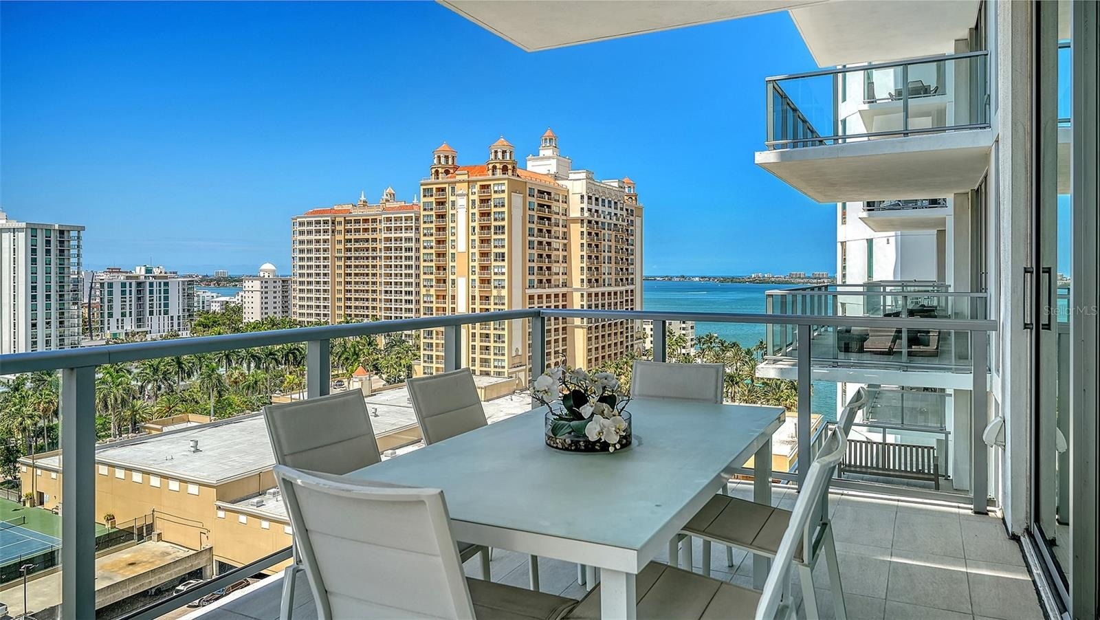 301 Quay Cmns