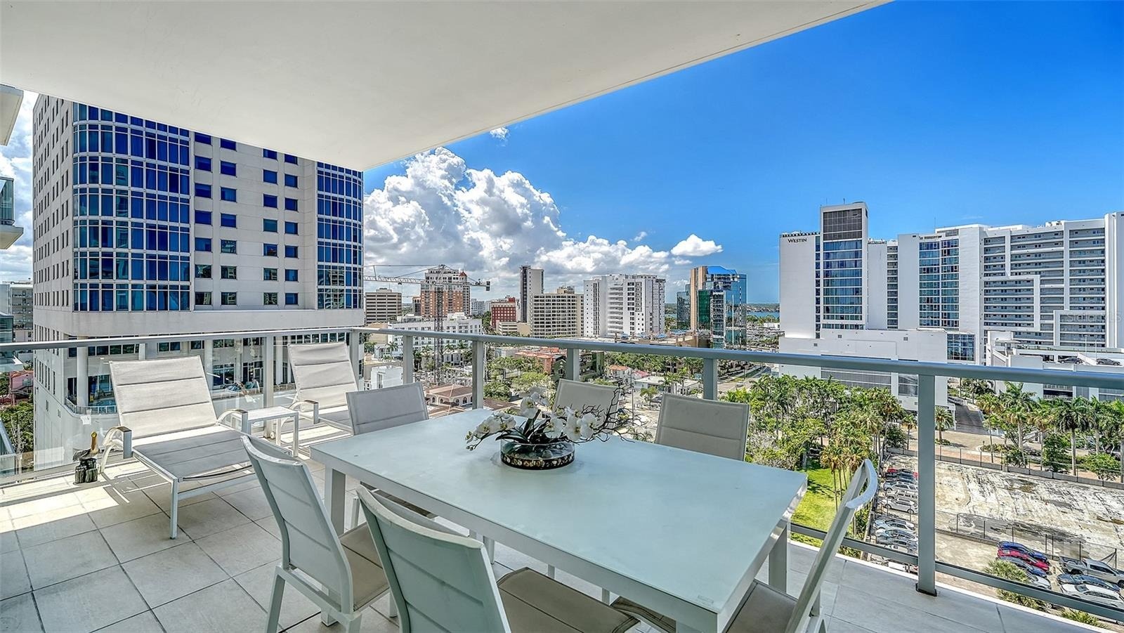 301 Quay Cmns