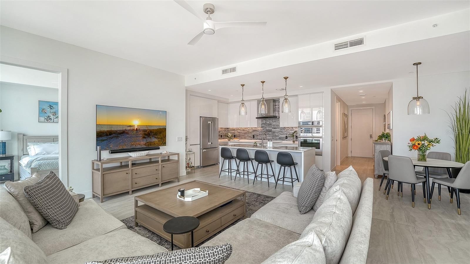 301 Quay Cmns