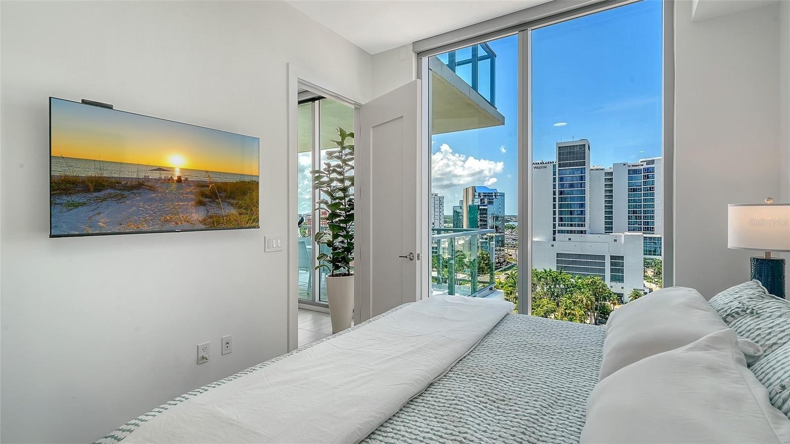 301 Quay Cmns