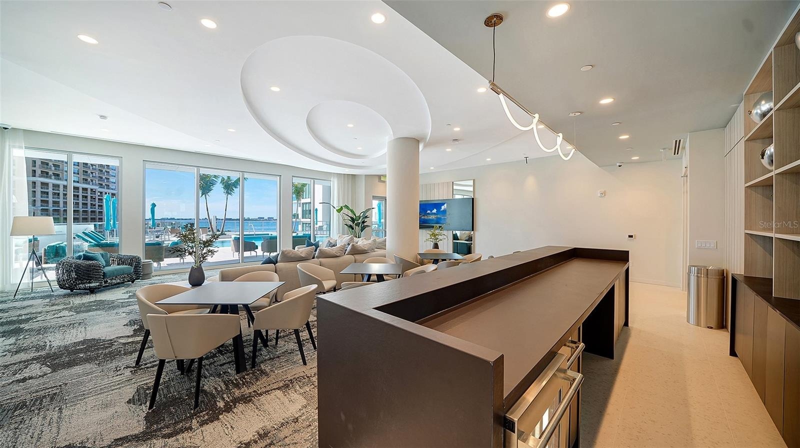 301 Quay Cmns