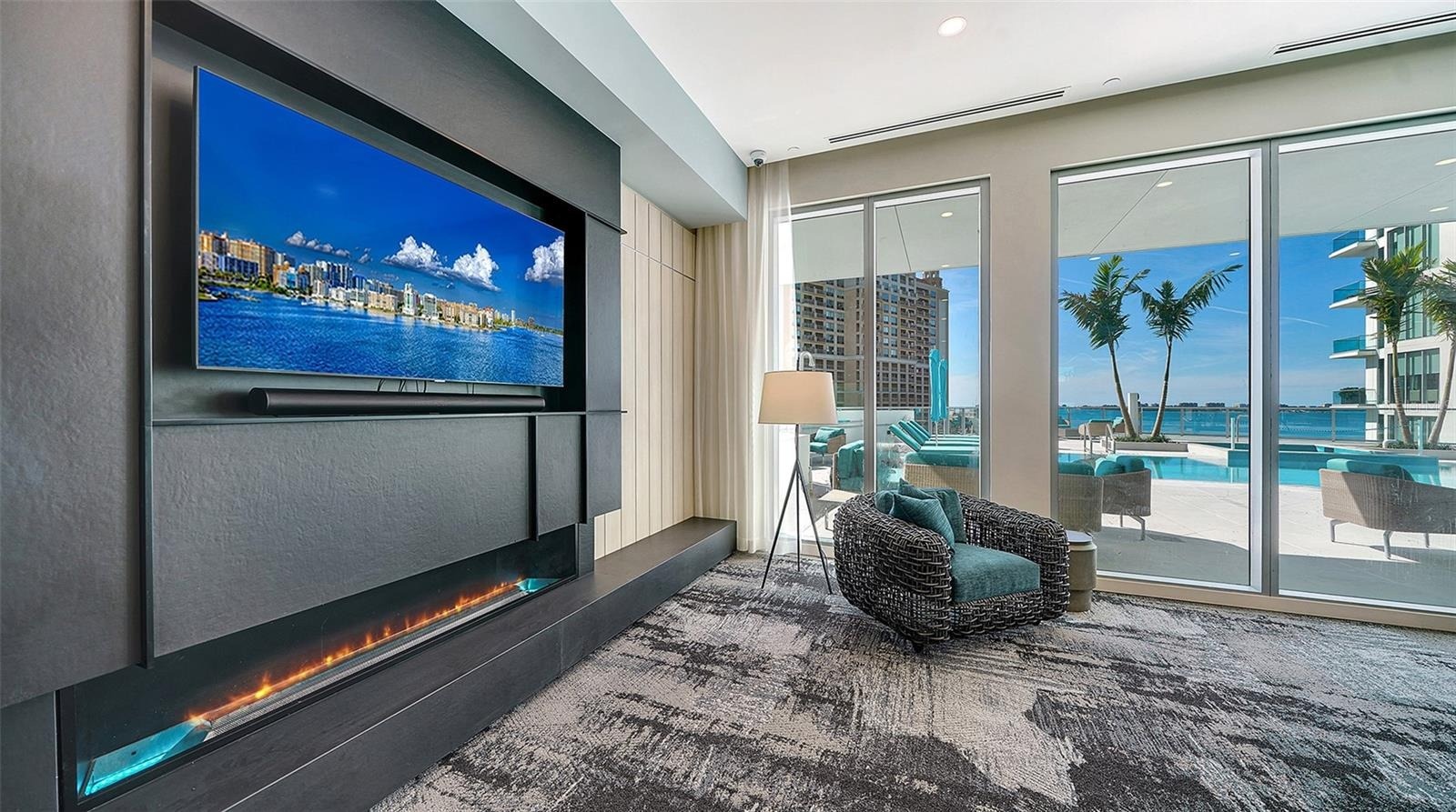 301 Quay Cmns