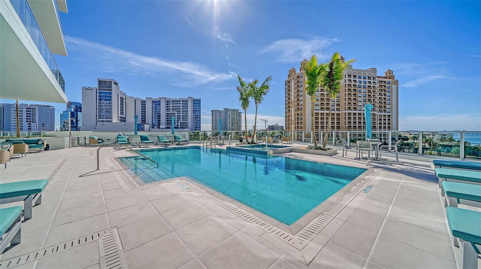301 Quay Cmns