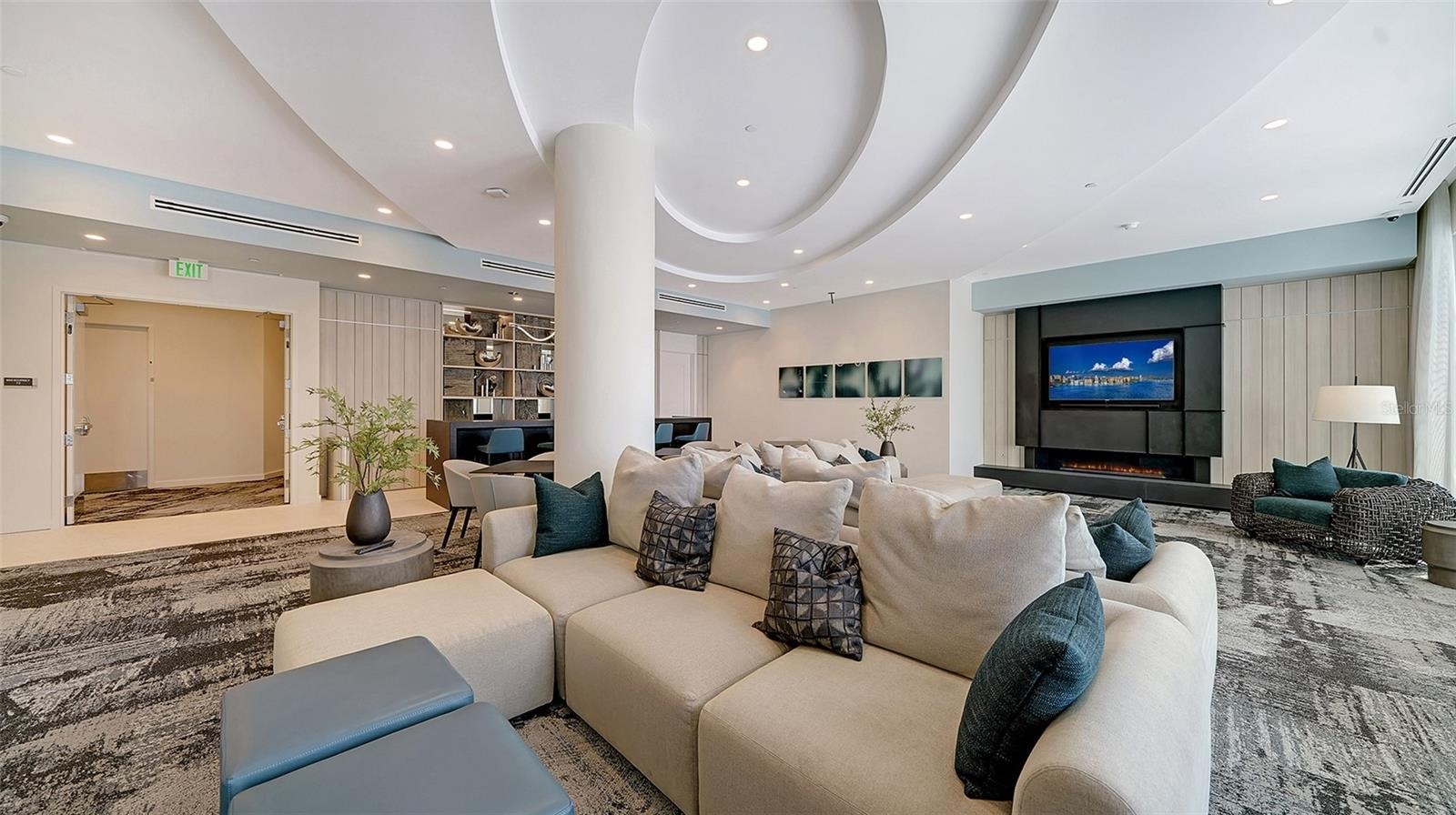 301 Quay Cmns