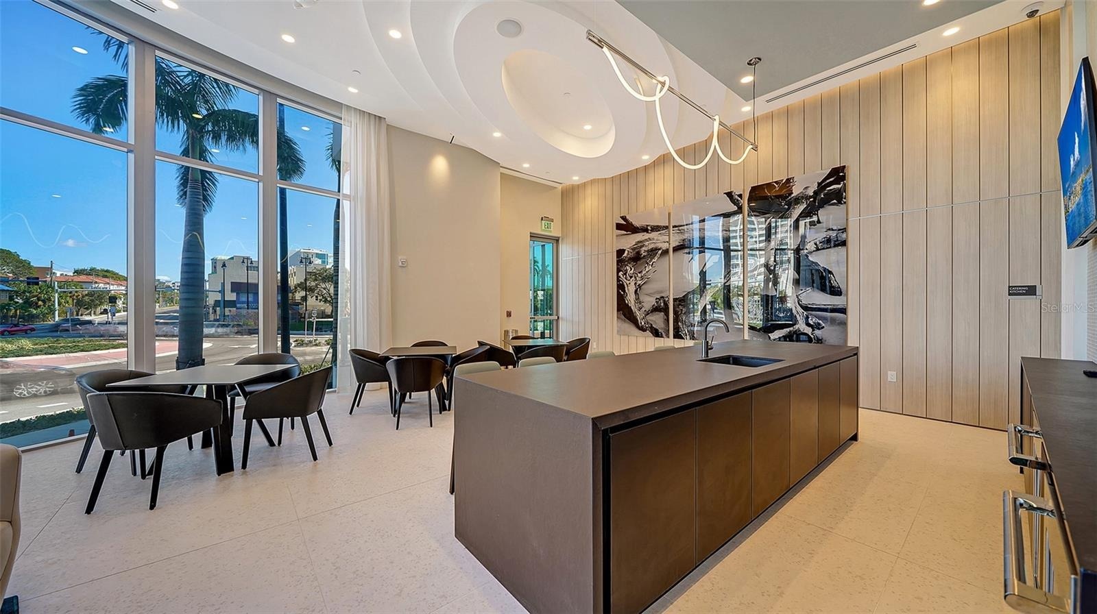 301 Quay Cmns