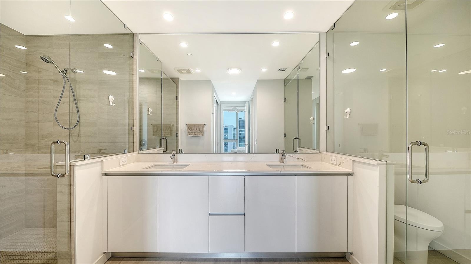 301 Quay Cmns
