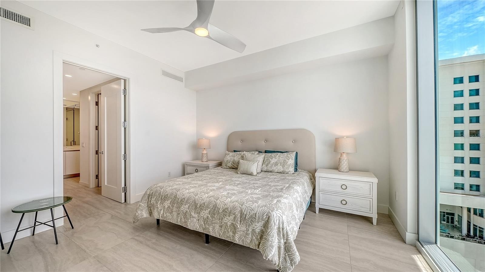 301 Quay Cmns