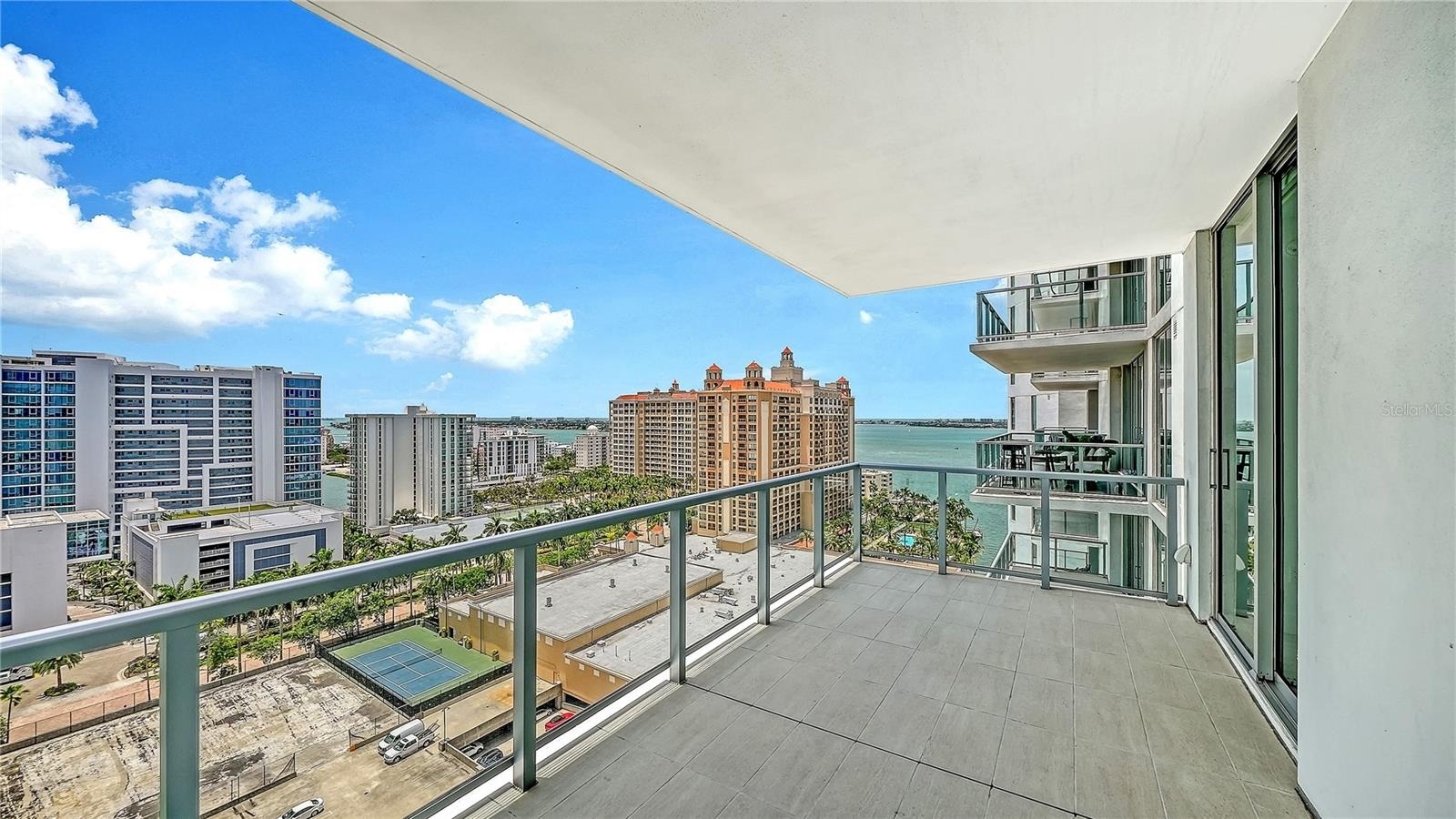 301 Quay Cmns