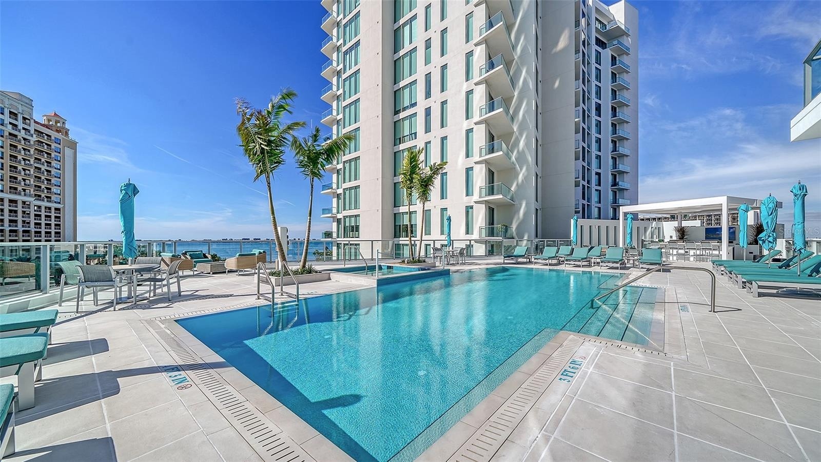 301 Quay Cmns