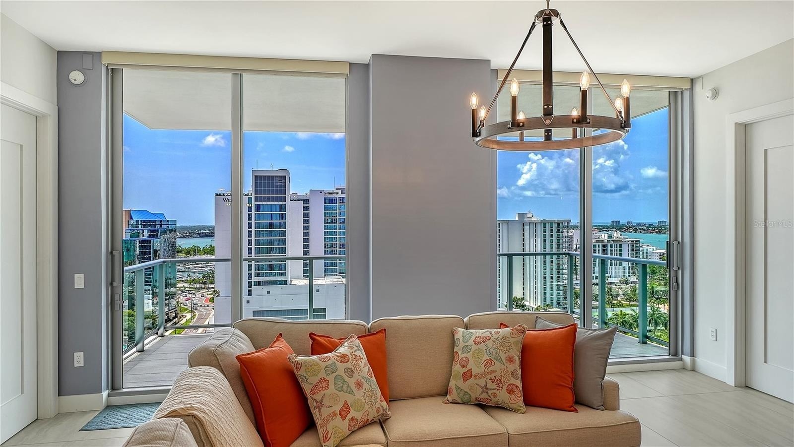 301 Quay Cmns