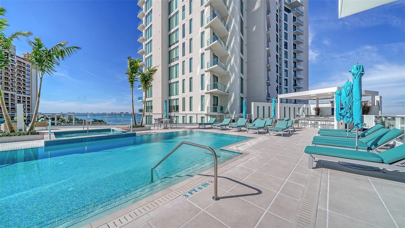 301 Quay Cmns
