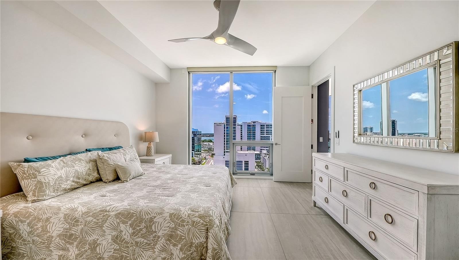 301 Quay Cmns